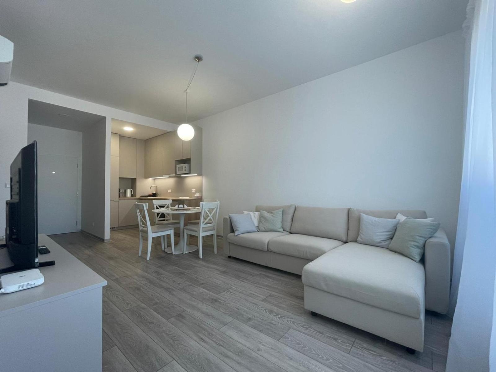 Sag New Complex In The Heart Of The Old Town Free Parking Free Wi-Fi Apartment Bratislava Exterior photo